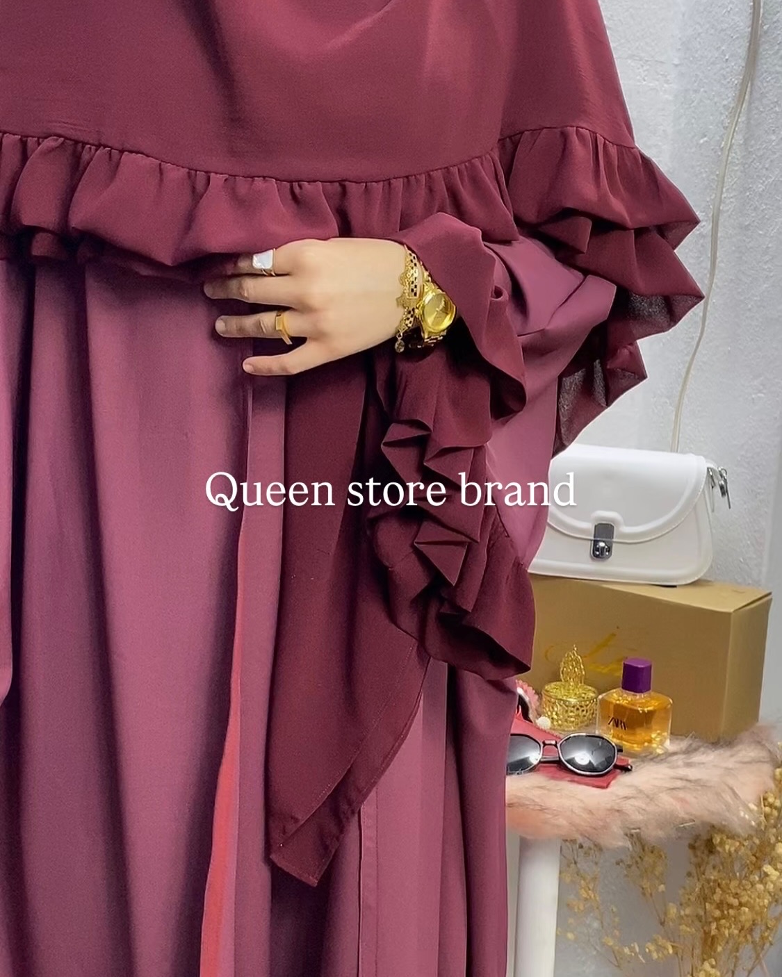 عباءة 3 بياس